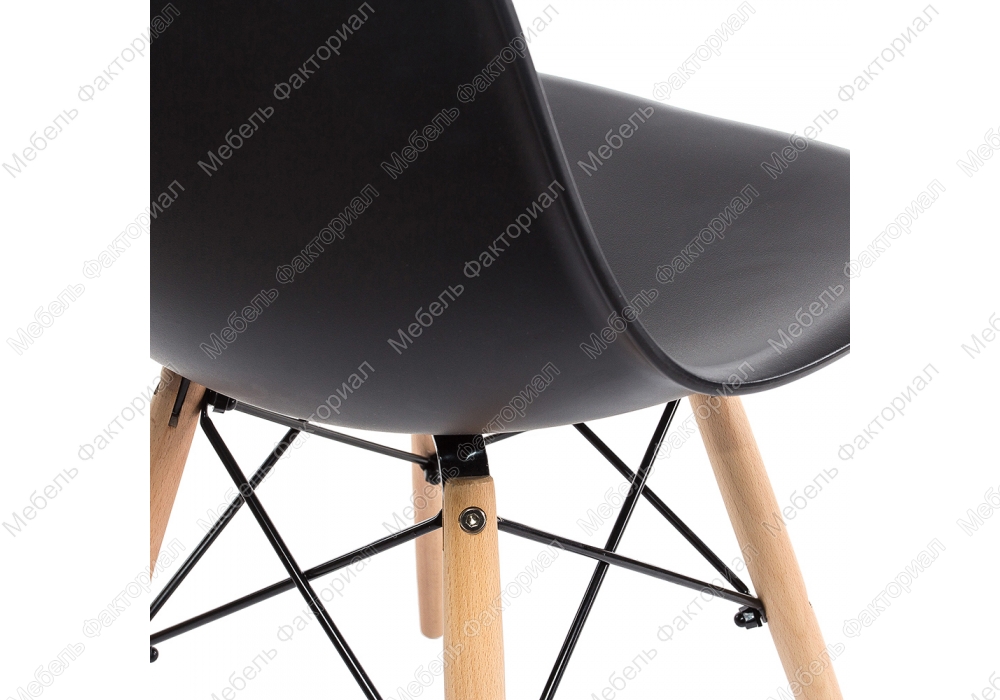 Eames PC-015 black